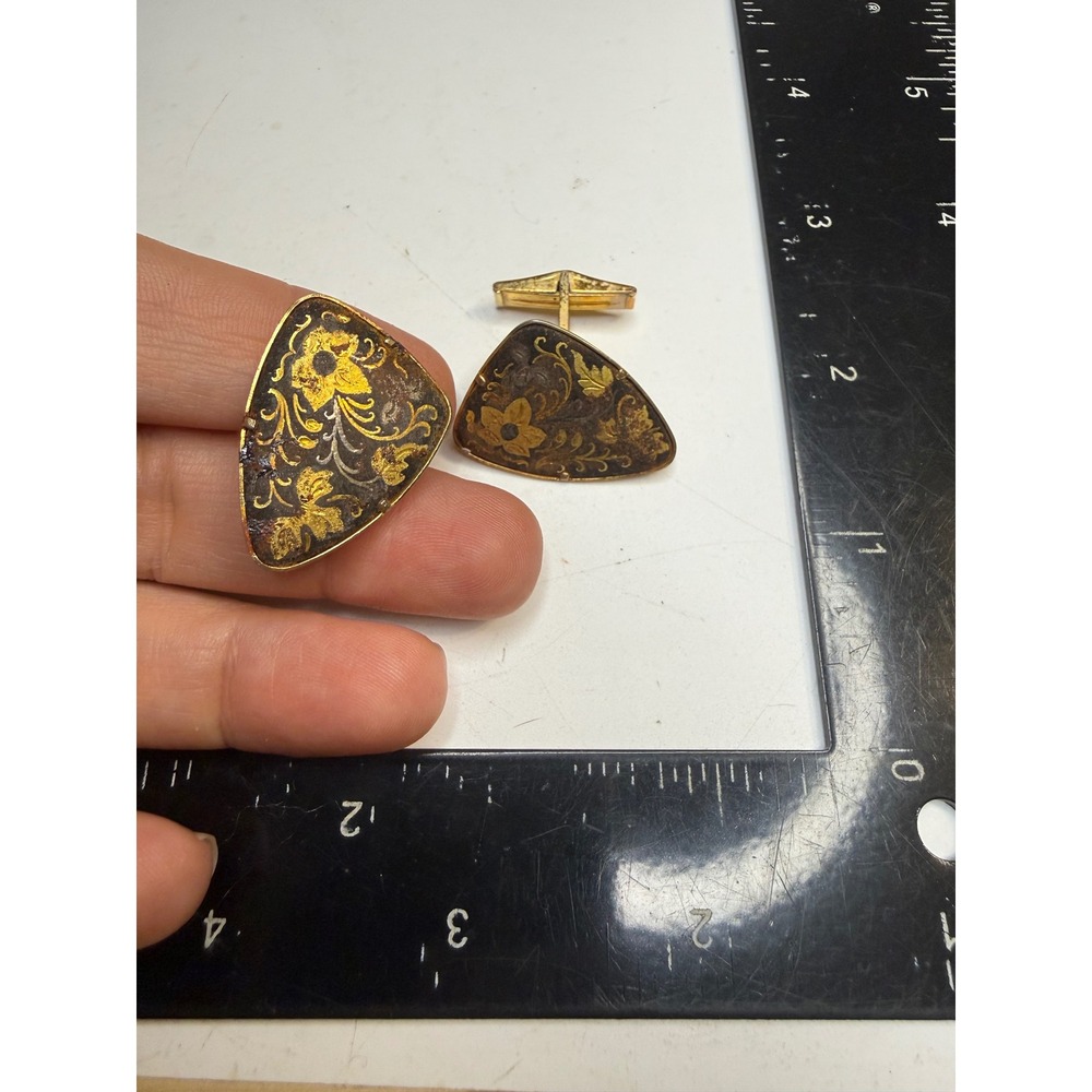 Vintage Damascene Cufflinks Gold Tone Floral Inlay Shield Shape Toggle Back
